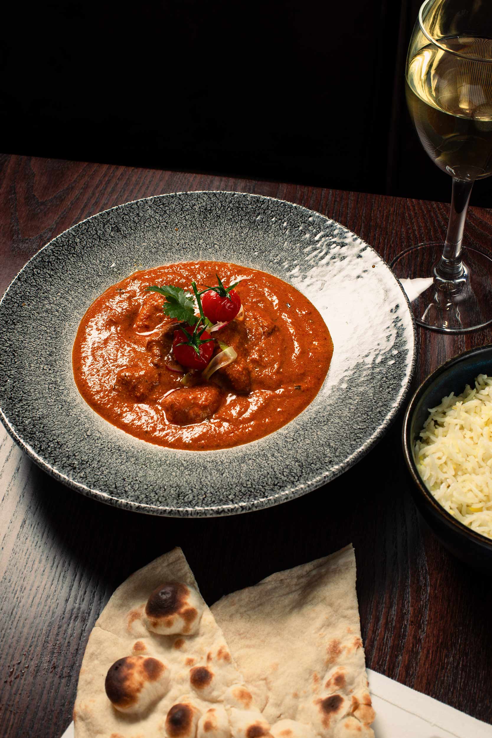 Buy gift vouchers restaurant Crawley treat a loved one family friend to a meal